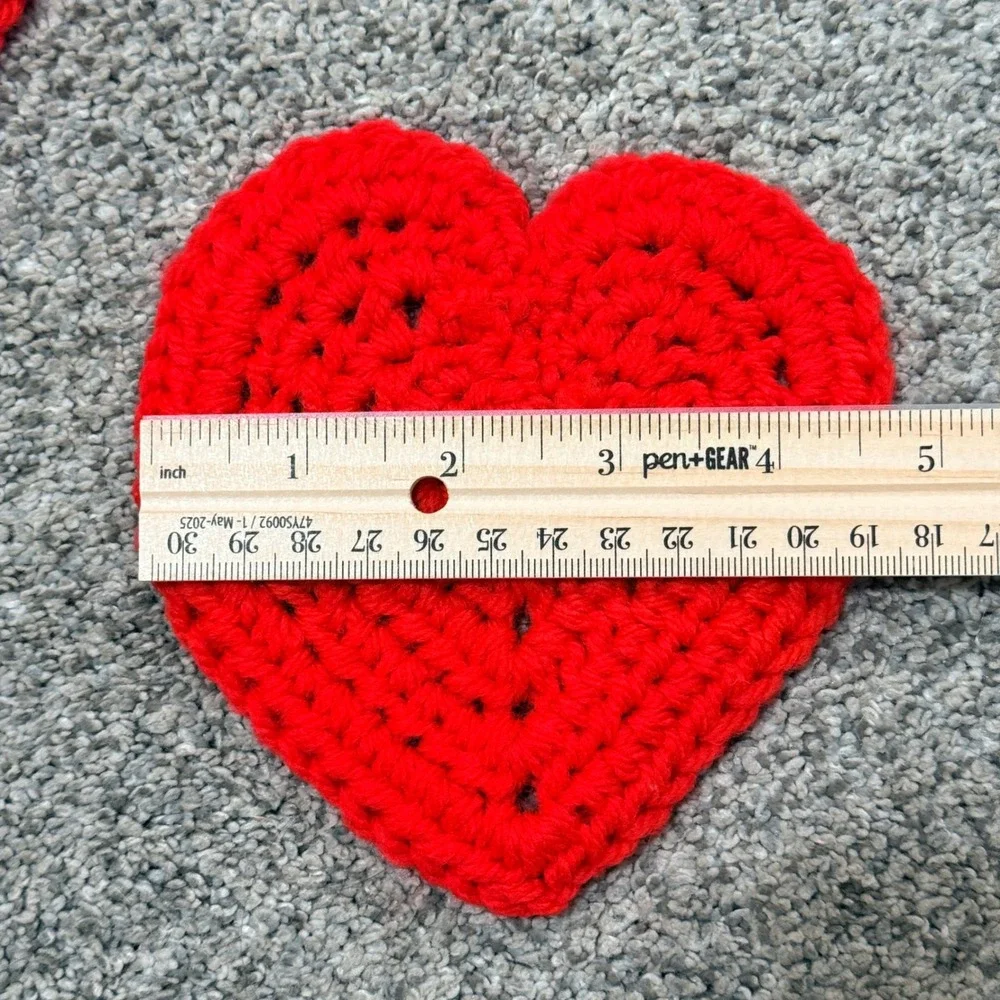 Handmade Heart Crochet Coasters Table Centerpiece Red White 5 Piece Yarn Set